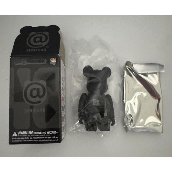 Medicom Bearbrick  Series 48 BASIC Letter Large B  100% Black Be@rbrick S48 - Picture 1 of 5